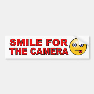 Lach naar het camera met grappig gezicht bumpersticker