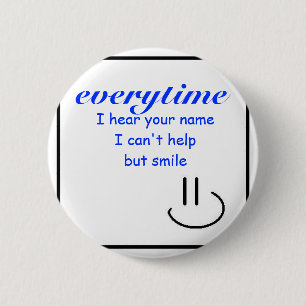 Lach op jouw naam ronde button 5,7 cm