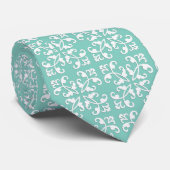 Lacy-cutwork, wit over zeemaand groen stropdas (Opgerold)