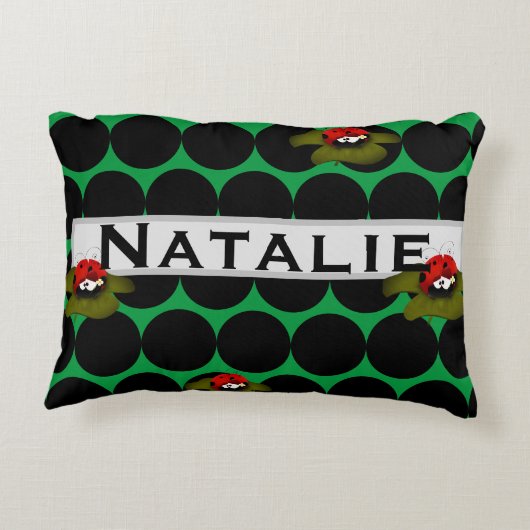 Lady Bug Sur Lilly Pad Accent Coussin (Dos)