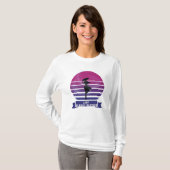 Lady in Windy Weer Lange Mouw T-shirt (Voorkant volledig)