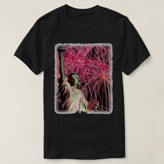 Lady Liberty Fireworks Background Celebration T-shirt (Design voorkant)