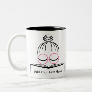 Lady Librarian met bril en een boek Tweekleurige Koffiemok