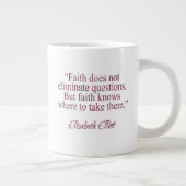 "Lady Theologian" JUMBO Mug (avec citation d'Ellio (Droite)