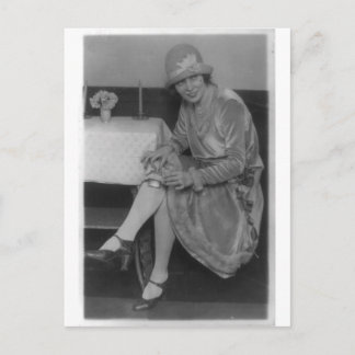 Lady With Flask 1926 Briefkaart