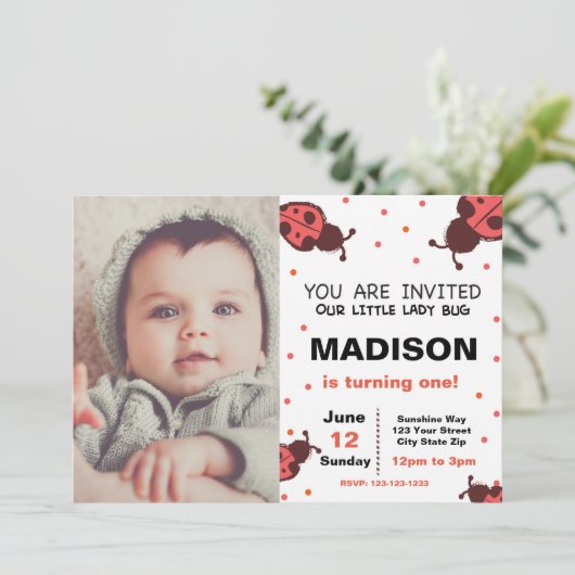 Ladybug Birthday Invitation avec photo (Debout devant)