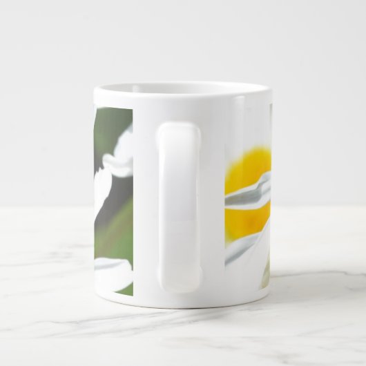 Ladybug en Daisy Jumbo Mok (Achterkant)