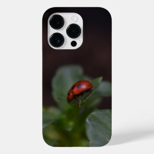 Ladybug op Flowers Case-Mate iPhone 14 Pro Hoesje