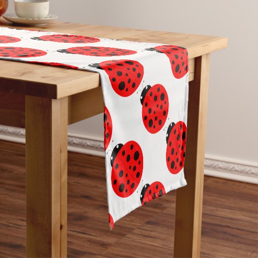 Ladybug Pattern Korte Tafelloper (Voorbeeld)