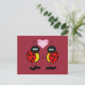 Ladybugs en Love Carte Postale (Debout devant)