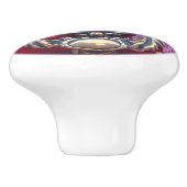 LADY'S HOOFDDDDDEUR KNOCKER (FOTOG).ON RED KERAMISCHE KNOP (Zijkant)