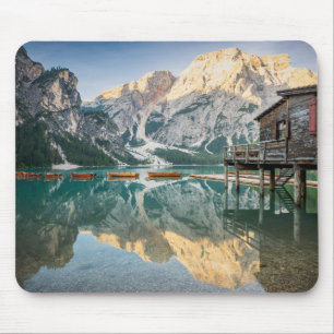 Lago di Braies in de Dolomieten in Italië Muismat