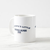 L'aide de Noël de papy 2026 Mug drôle (Devant gauche)