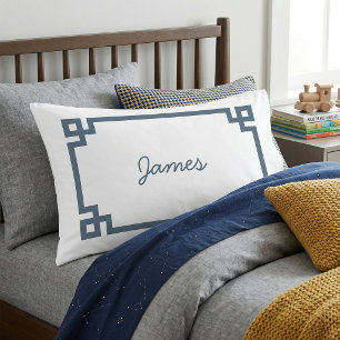 Lake Blue Griekse Sleutel Monogram Standaard Kusse Kussensloop
