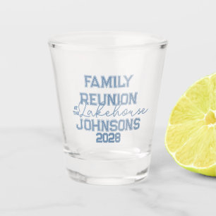 Lake house familie reünie retro blauw en wit shot glas