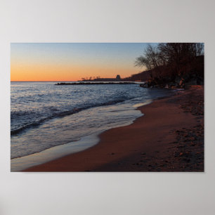 Lake Michigan North Shore Milwaukee bij dageraad Poster