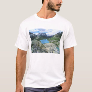 Lake O'Hara, Yoho NP, BC, Canada T-shirt
