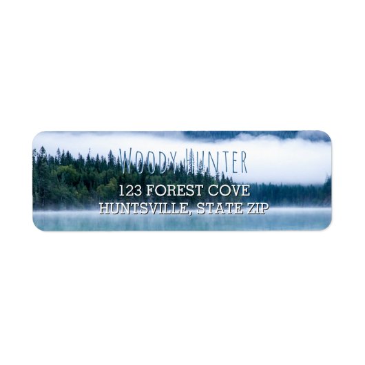 Lake Scene Pine Bomen | Rustieke Natuur Foto Blauw Etiket (Voorkant)