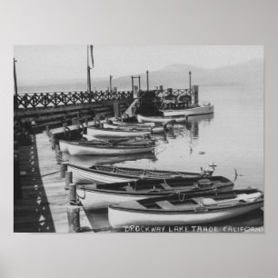 Lake Tahoe, CA - Wooden Boats langs Dock Photo Poster