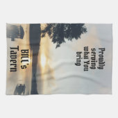 Lakefront is trots bezig met wat u nodig hebt voor theedoek (Horizontaal)