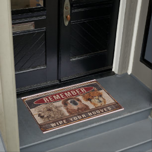 Lama veegt uw handschoenen uit met Retro Doormat Deurmat