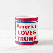 L'Amérique adore le TRUMP CAFÉ MUG (Centre)