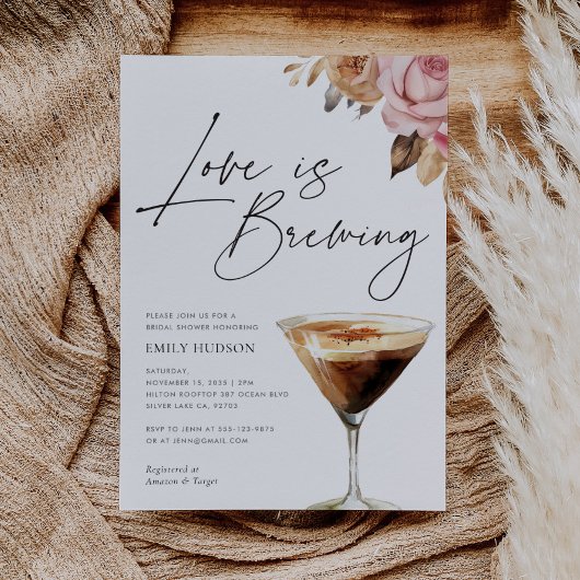 L'amour brasse l'élégante invitation à la douche n