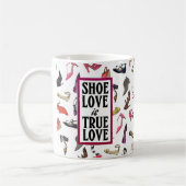 L'amour de chaussure est véritable tasse d'amour (Gauche)