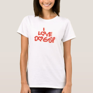 L'amour des coeurs I poursuit des T-shirts et des