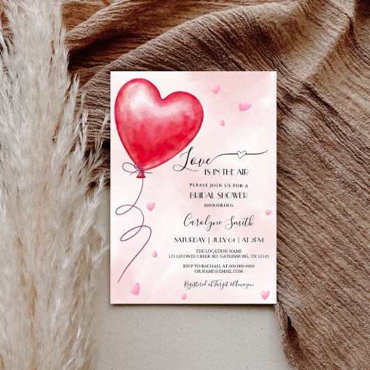 L'amour est dans l'air nuptiale Shower Invitation