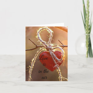 ***L'AMOUR EST DANS L'AIR SUR NOTRE CARTE ANNIVERS