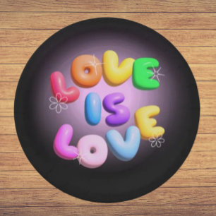 L'amour est l'amour : Assiettes en papier arc-en-c