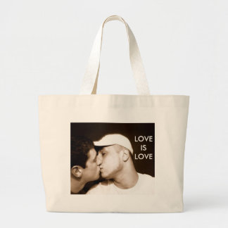 L'amour est sac d'amour