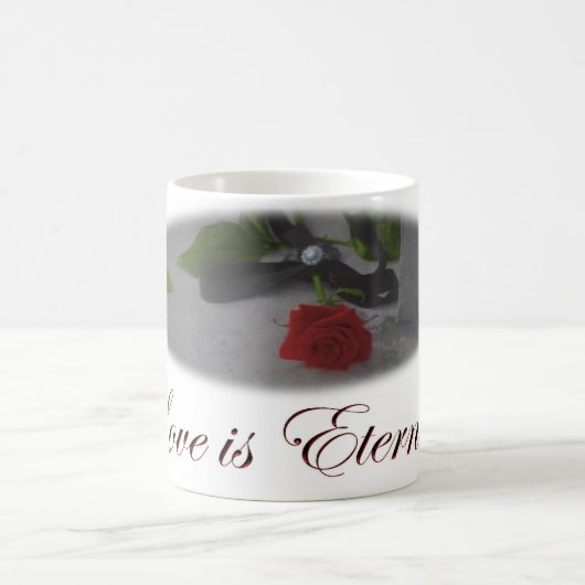 L'amour est tasse éternelle (Centre)