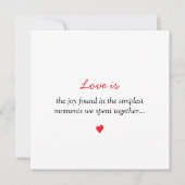 L'amour est..|Une carte de Saint-Valentin pour cou (Devant)