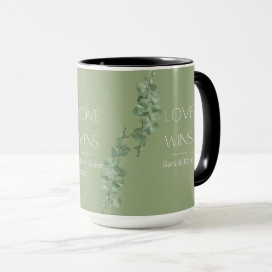 L'amour gagne la Mug personnalisée (Devant droit)