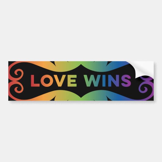 L'amour gagne Rainbow Bumper Sticker 2 (Devant)