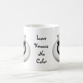 L'amour ne connaît aucune tasse de chats de (Centre)