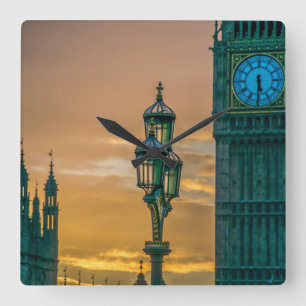 Lamppost en Big Ben vierkante wandklok Klok