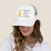 L'ananas soit un ananas indiquant le casquette du (En situation)