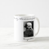 L'anarchiste de Peter Kropotkin cite la tasse (Devant droit)