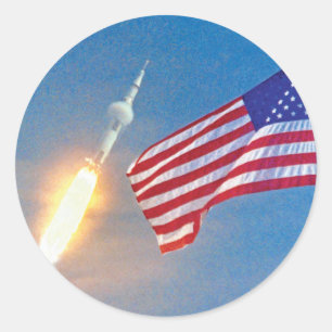 Lancering van Apollo 11 met Amerikaanse vlag Ronde Sticker