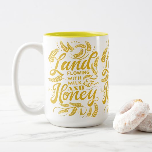 Land dat stroomt met Mok van melk en honing (Met donut)