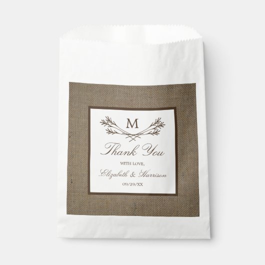 Land Rustic Monogram Branch & Burlap Wedding Bedankzakje (Voorkant)