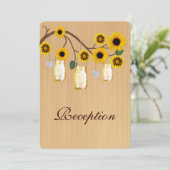 Land Rustige Gele Mason Jars Reception Kaart (Staand voorkant)