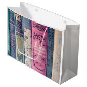 Land van Verhalen Gift Bag Large Cadeauzakje (Voorkant Gekanteld)