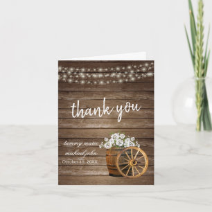 Landelijk houten vat met witte bloemen bedankkaart
