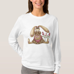 Landelijk primitieve gestopte konijn met roze hart t-shirt