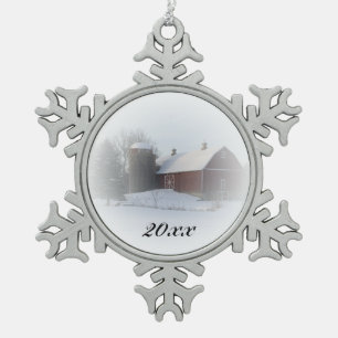 Landkerstak met rode kerstmann gedateerd tin sneeuwvlok ornament