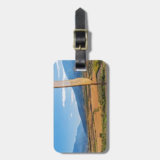 Landschap in de landbouw op het platteland van Bhu Bagagelabel (Voorkant verticaal)